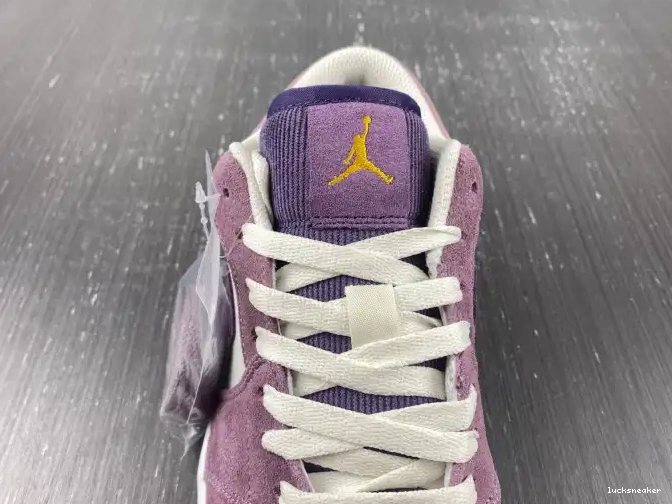 Reps LUCY (W) Unity Jordan Low DR8057-500 1 Air 0518